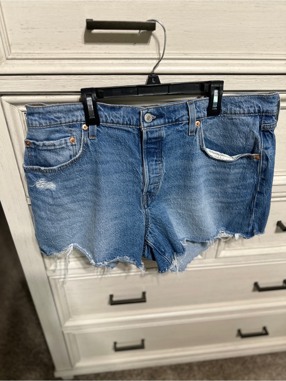 Levi's 501 Curve Distressed Denim Cutoff Shorts Size 34